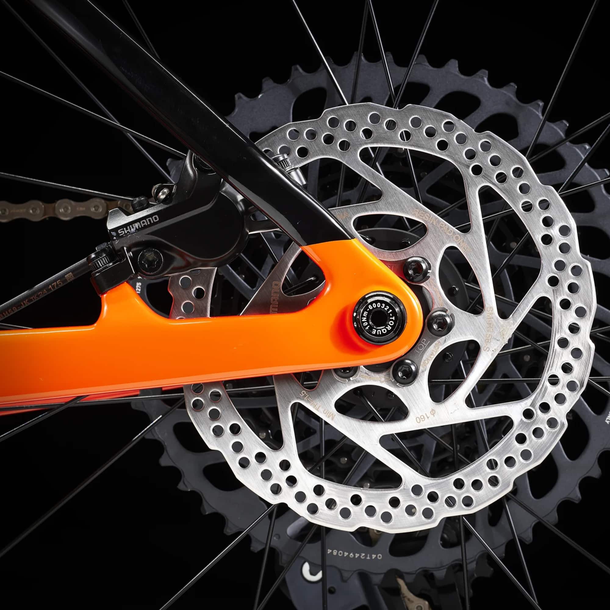 دوچرخه ترک - دوچرخه ترک پروکالیبر 9.7 - دوچرخه تنه کربن ترک - دوچرخه حرفه ای تنه کربن - دوچرخه رده بالا ترک - دوچرخه ترک کالیبر پرو 9.7 2023 - دوچرخه کوهستان پرو کالیبر ترک 9.7 - دوچرخه کوهستان ترک پروکالیبر کربن TREK PROCALIBER 9.7 2023