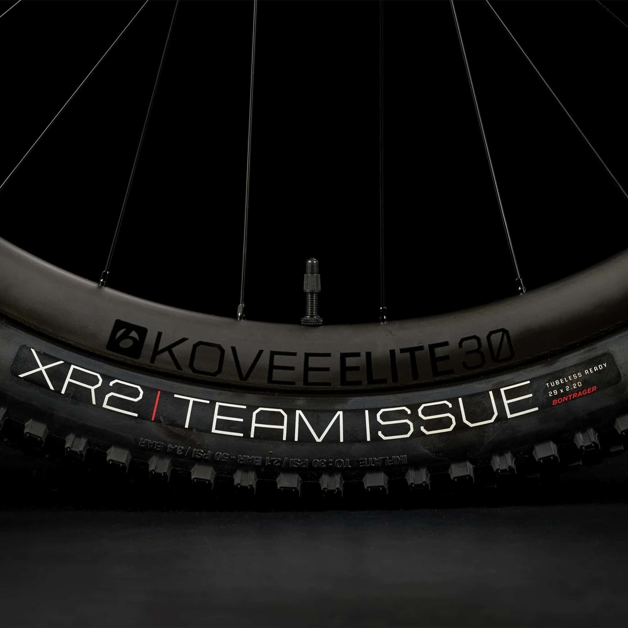 دوچرخه ترک - دوچرخه ترک پروکالیبر 9.7 - دوچرخه تنه کربن ترک - دوچرخه حرفه ای تنه کربن - دوچرخه رده بالا ترک - دوچرخه ترک کالیبر پرو 9.7 2023 - دوچرخه کوهستان پرو کالیبر ترک 9.7 - دوچرخه کوهستان ترک پروکالیبر کربن TREK PROCALIBER 9.7 2023