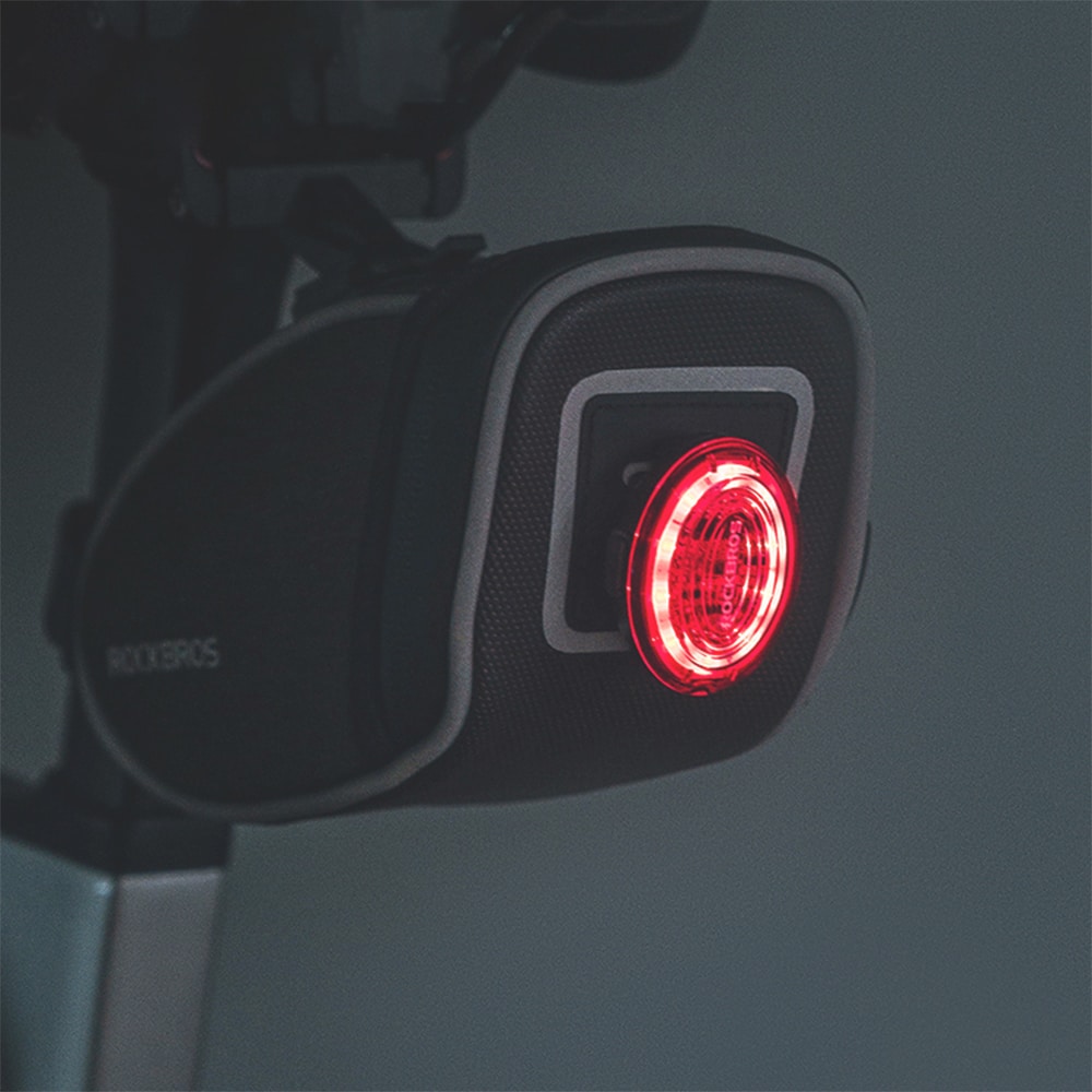 کیف زیر زین - کیف زیر زین راک براس - کیف راک براس - کیف زیر زین برزنتی - کیف زیر زین جمع و جور راکبراس - کیف زیر زین راکبراس - کیف زیر زین راک براس زیتونی - کیف نیم لیتری زیر زین راکبراس - کیف زیر زین دوچرخه راکبراس ROCKBROS C52 0.5L