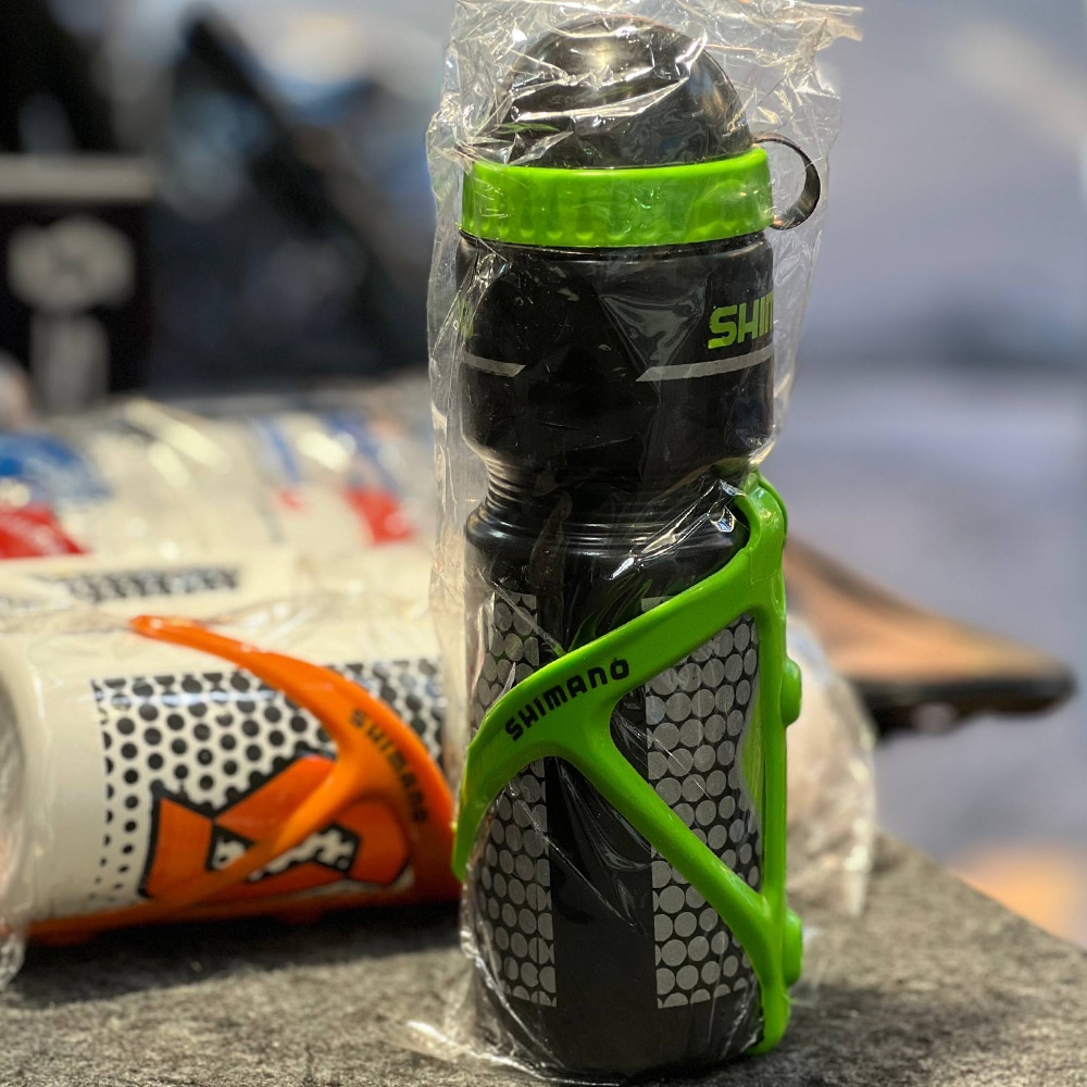 قمقمه دوچرخه ایرانی - قمقمه دوچرخه 800 سی سی - قمقمه دوچرخه با کیفیت - قمقمه دوچرخه ایرانی همراه با بست قمقمه - قمقمه دوچرخه اقتصادی 800 میلی لیتر - قمقمه دوچرخه شیمانو ایرانی